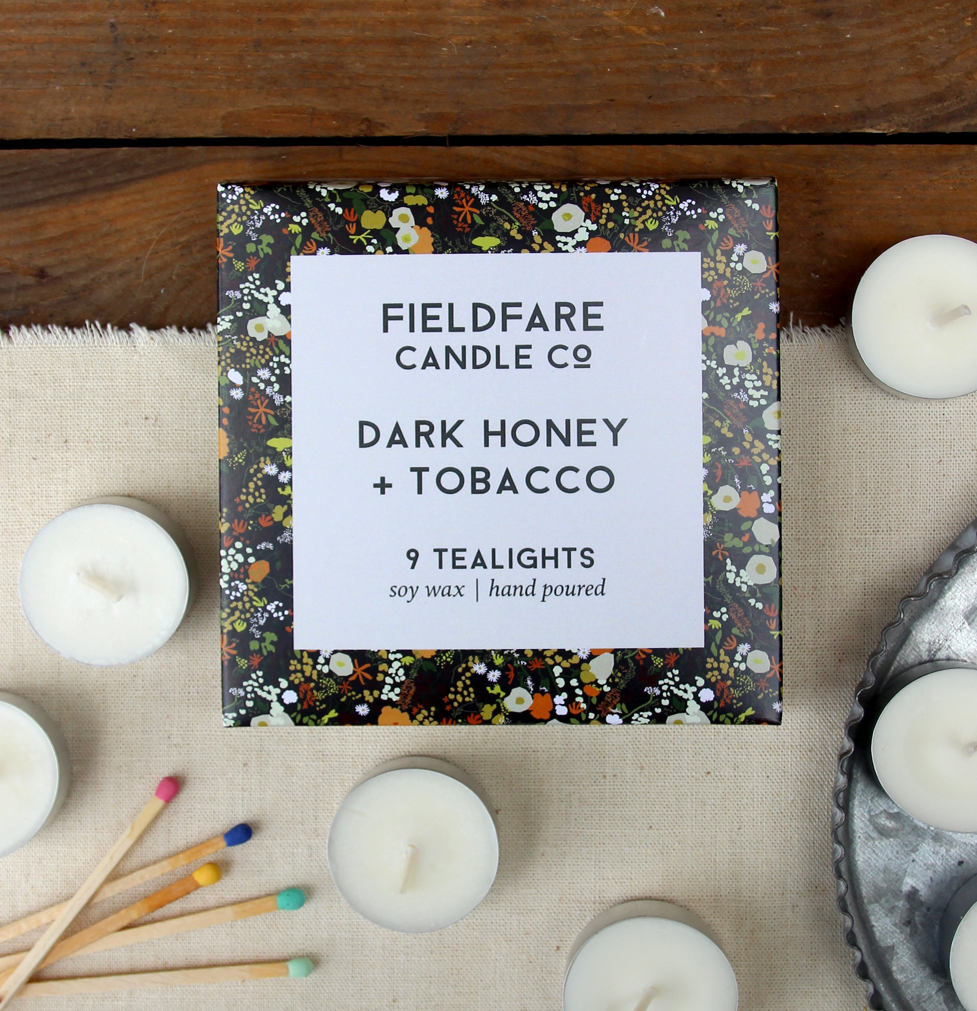 dark honey and tobacco candle + Large The Kindred Folk The Windsor - Dark Honey